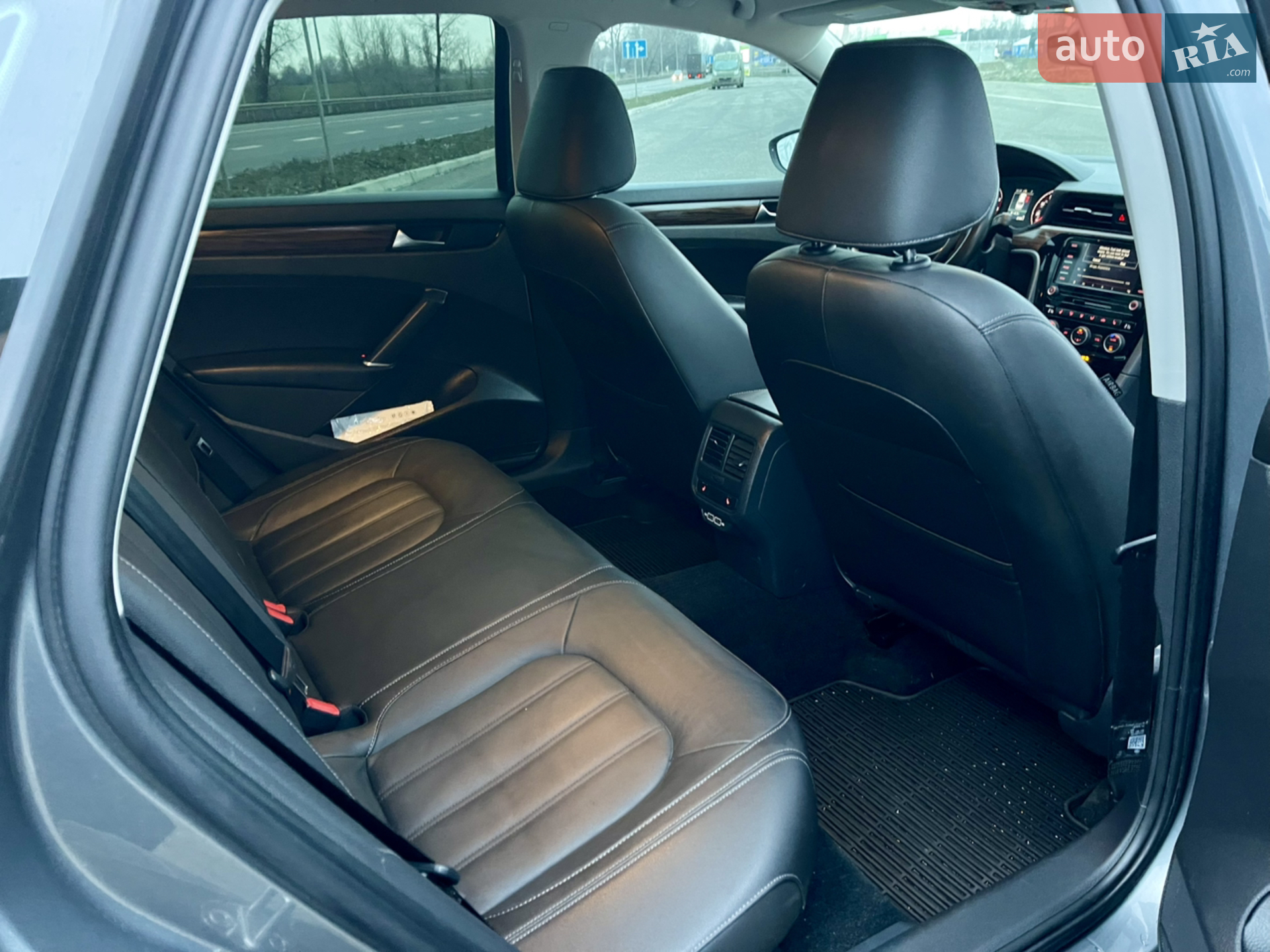 2020 Volkswagen Passat - мініатюра 18
