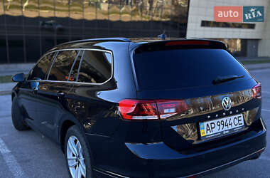 Универсал Volkswagen Passat 2019 в Запорожье