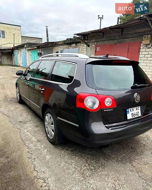 Універсал Volkswagen Passat 2010 в Києві