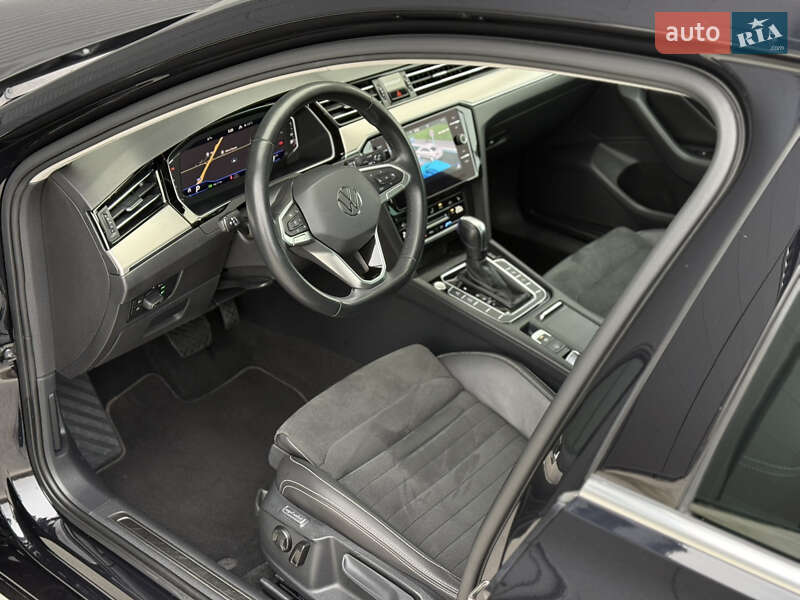 Седан Volkswagen Passat 2022 в Броварах