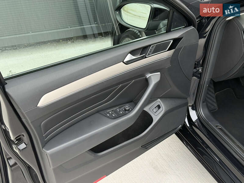 Седан Volkswagen Passat 2022 в Броварах