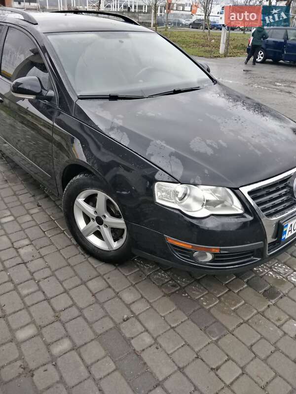 Универсал Volkswagen Passat 2009 в Ужгороде