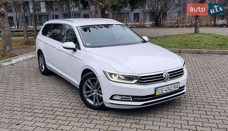 Універсал Volkswagen Passat 2015 в Чернівцях