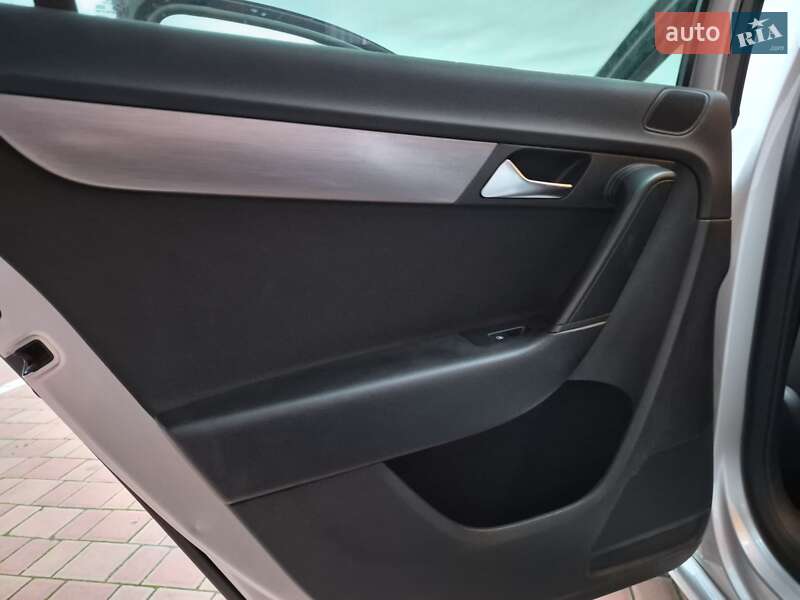 Седан Volkswagen Passat 2011 в Одессе фото 13 Седан Volkswagen Passat 2011 в Одессе