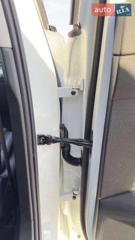 Універсал Volkswagen Passat 2022 в Вараші