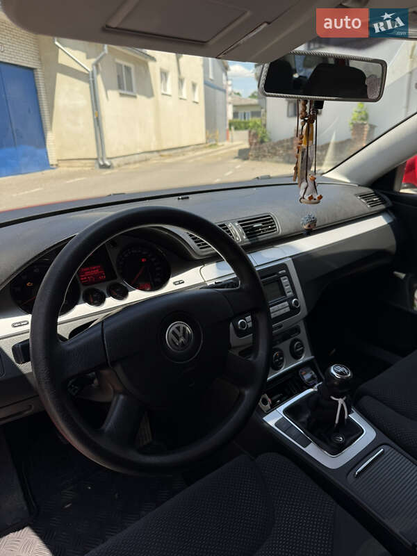Универсал Volkswagen Passat 2007 в Ивано-Франковске
