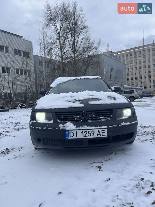 Универсал Volkswagen Passat 1998 в Вышгороде
