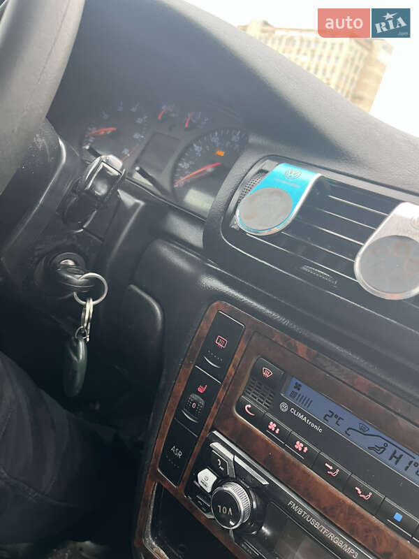 Универсал Volkswagen Passat 1998 в Вышгороде