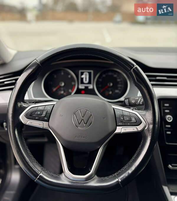 Универсал Volkswagen Passat 2020 в Дубно