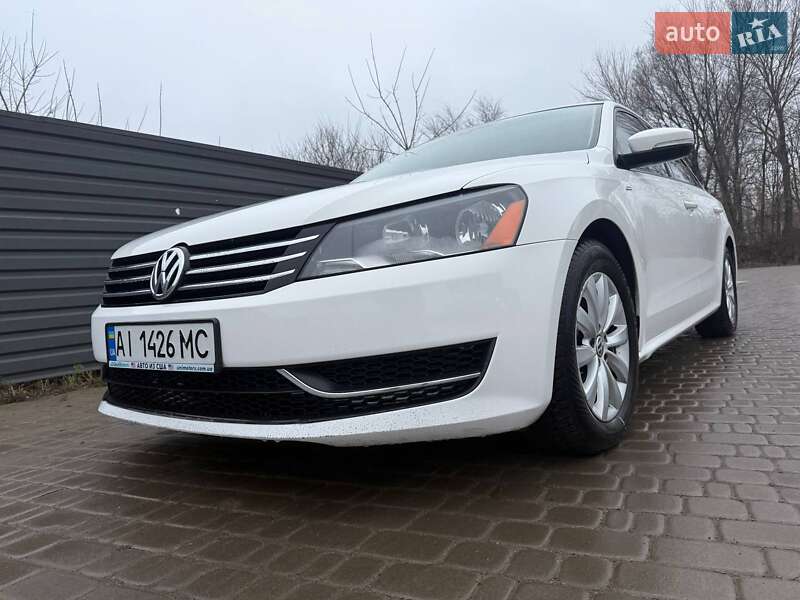 Седан Volkswagen Passat 2015 в Ірпені фото 8 Седан Volkswagen Passat 2015 в Ірпені