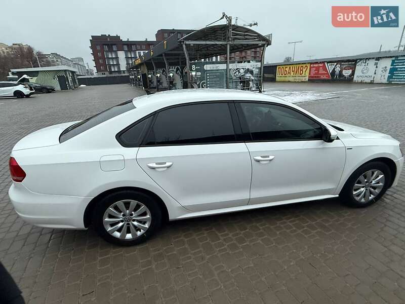 Седан Volkswagen Passat 2015 в Ірпені фото 27 Седан Volkswagen Passat 2015 в Ірпені