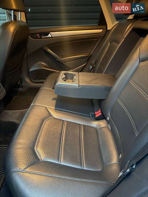 Седан Volkswagen Passat 2015 в Ірпені фото 31 Седан Volkswagen Passat 2015 в Ірпені