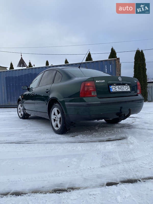 Седан Volkswagen Passat 1997 в Чернівцях