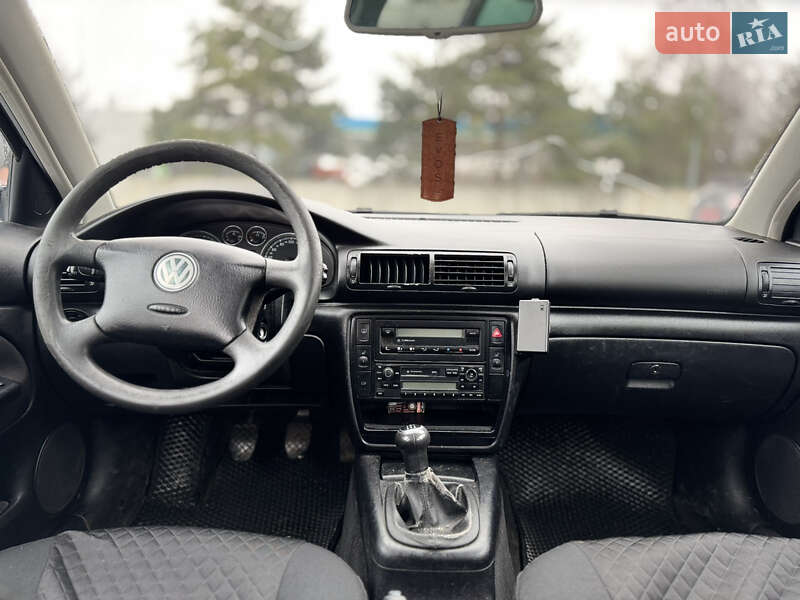 Универсал Volkswagen Passat 2003 в Лубнах