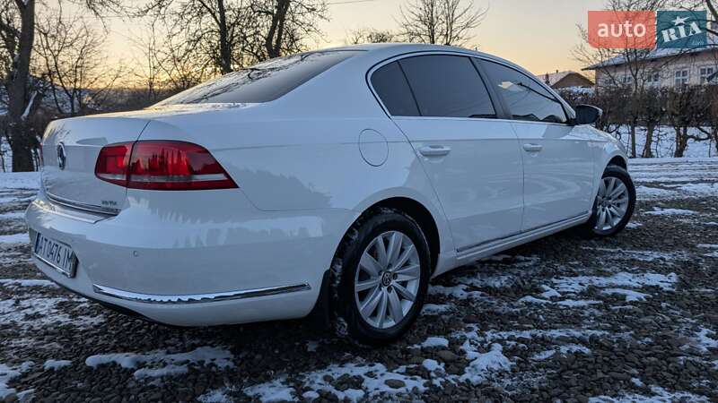 Седан Volkswagen Passat 2013 в Ивано-Франковске