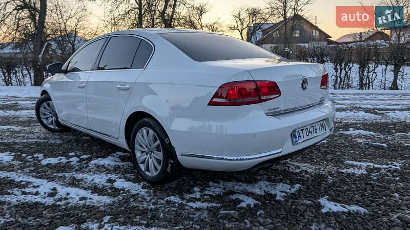 Седан Volkswagen Passat 2013 в Ивано-Франковске