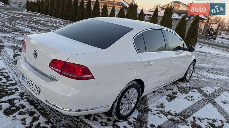 Седан Volkswagen Passat 2013 в Ивано-Франковске
