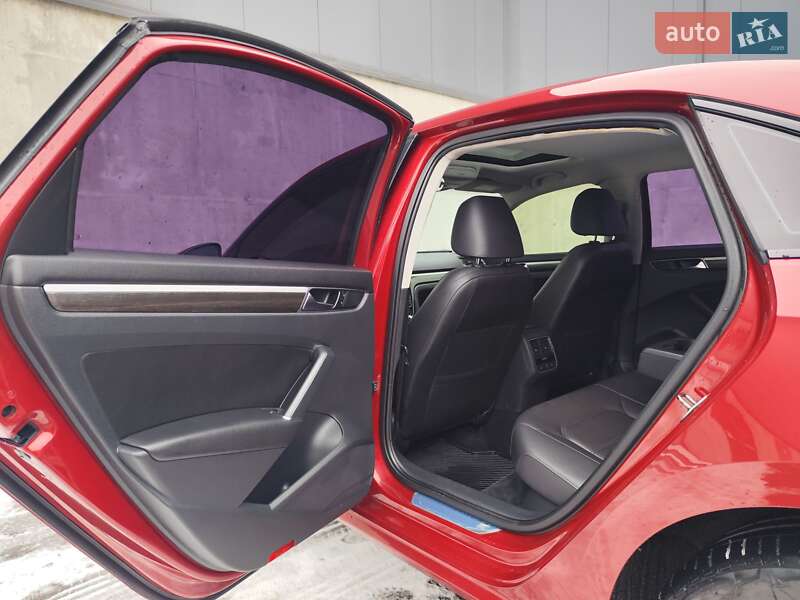 Седан Volkswagen Passat 2017 в Києві