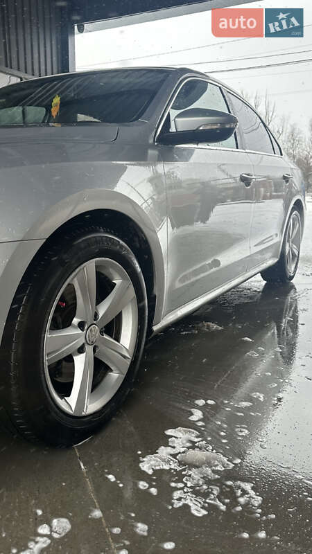 Седан Volkswagen Passat 2011 в Звягеле фото 20 Седан Volkswagen Passat 2011 в Звягеле