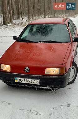 Седан Volkswagen Passat 1991 в Кременце