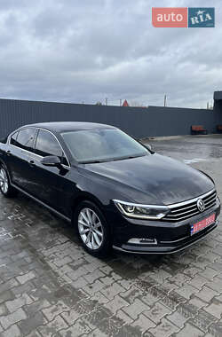 Седан Volkswagen Passat 2018 в Южноукраїнську