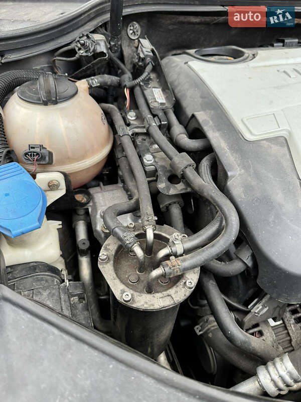 Універсал Volkswagen Passat 2008 в Зарічному фото 41 Універсал Volkswagen Passat 2008 в Зарічному