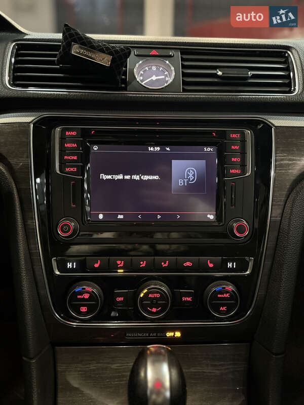 Седан Volkswagen Passat 2016 в Запоріжжі