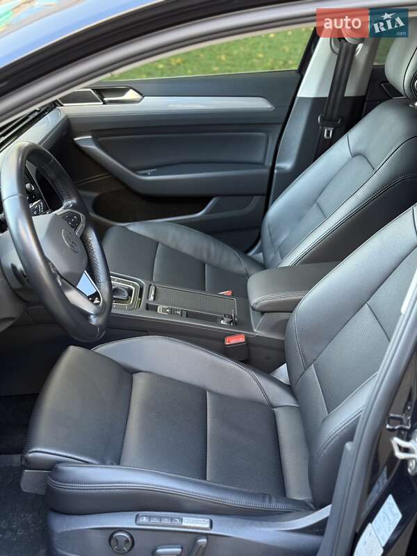 Універсал Volkswagen Passat 2021 в Одесі фото 3 Універсал Volkswagen Passat 2021 в Одесі