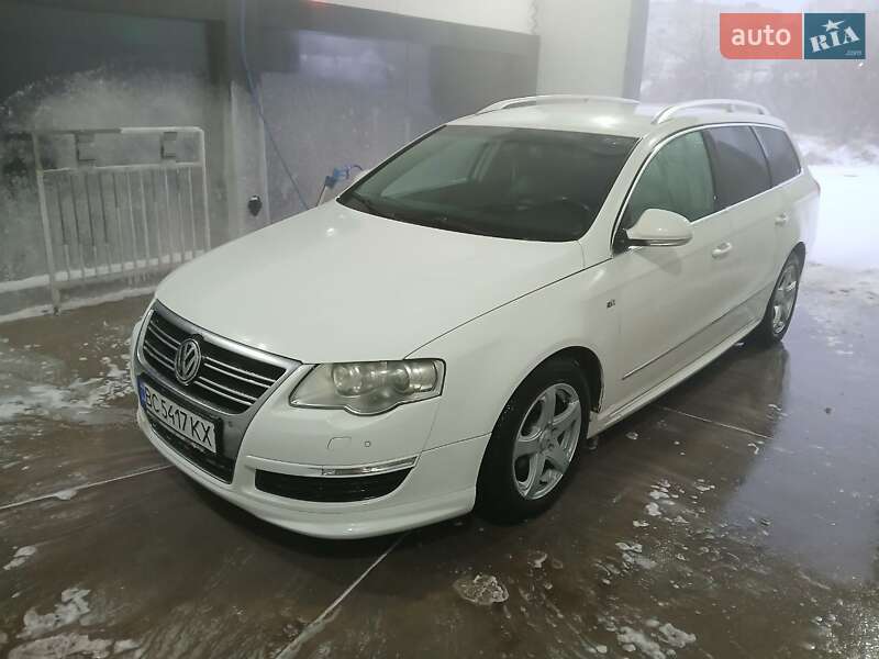 Універсал Volkswagen Passat 2010 в Львові