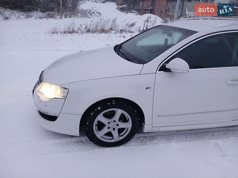 Універсал Volkswagen Passat 2010 в Львові