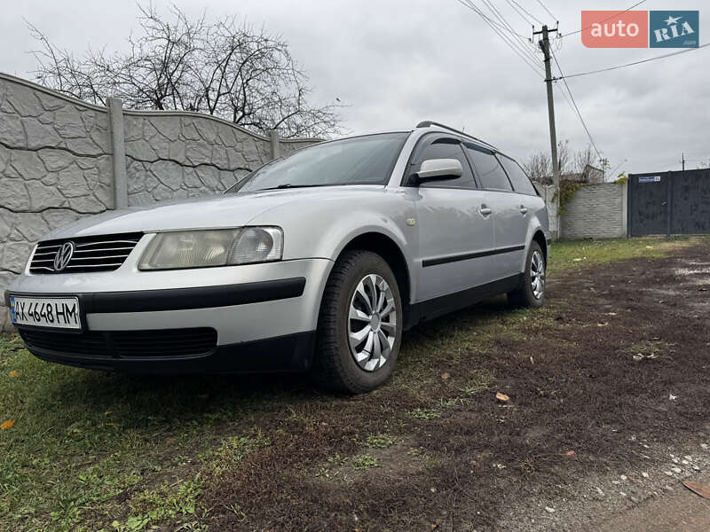 Универсал Volkswagen Passat 1999 в Люботине