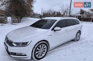 Універсал Volkswagen Passat 2015 в Козятині