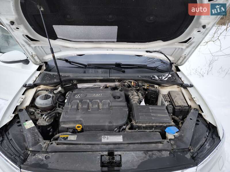 Універсал Volkswagen Passat 2015 в Козятині