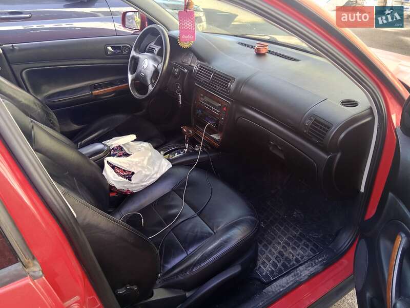 Седан Volkswagen Passat 1998 в Львове