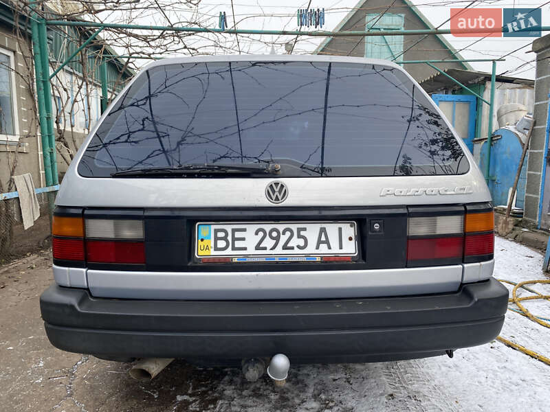 Универсал Volkswagen Passat 1992 в Николаеве