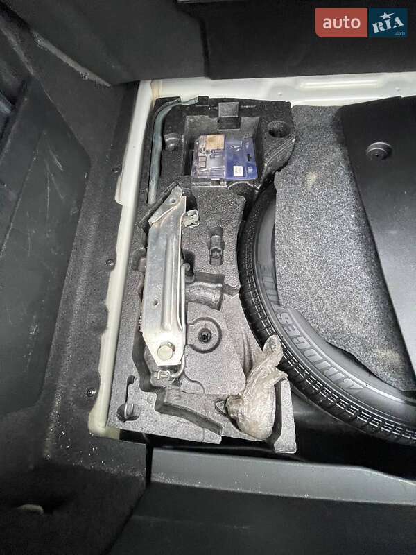 Седан Volkswagen Passat 2012 в Одессе фото 24 Седан Volkswagen Passat 2012 в Одессе