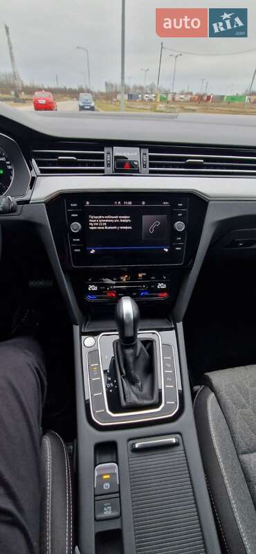 Универсал Volkswagen Passat 2022 в Львове фото 5 Универсал Volkswagen Passat 2022 в Львове