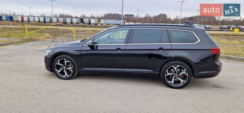 Универсал Volkswagen Passat 2022 в Львове фото 18 Универсал Volkswagen Passat 2022 в Львове