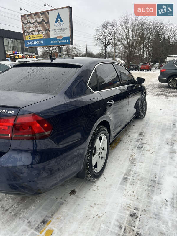 Седан Volkswagen Passat 2013 в Хмельницком