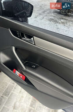 Седан Volkswagen Passat 2013 в Хмельницком