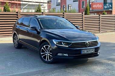 Універсал Volkswagen Passat 2015 в Яворові