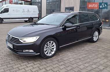 Універсал Volkswagen Passat 2015 в Тернополі