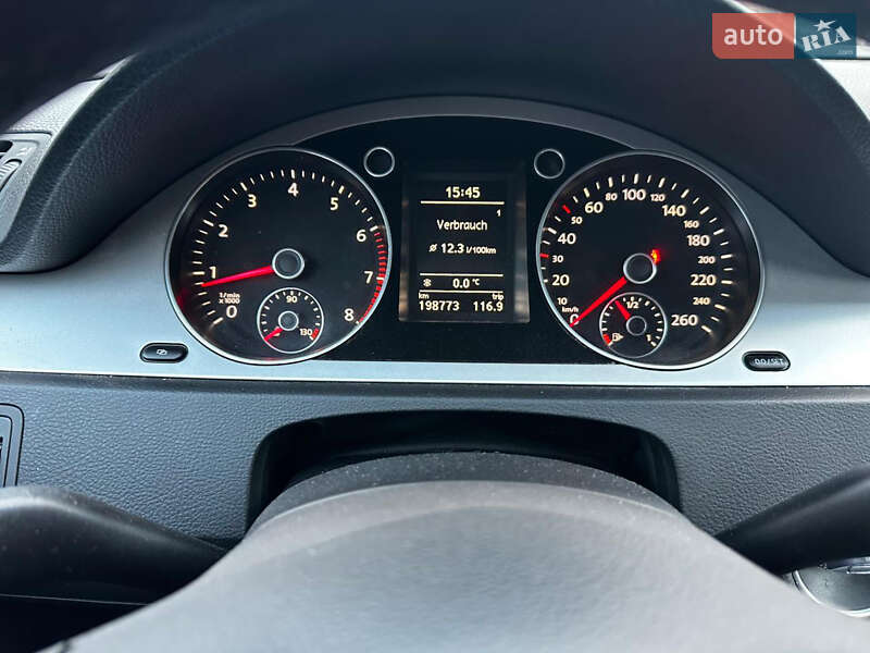 Седан Volkswagen Passat 2009 в Виннице