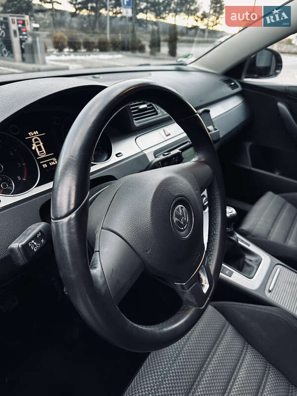 Седан Volkswagen Passat 2009 в Виннице
