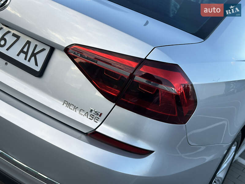 Седан Volkswagen Passat 2018 в Одессе