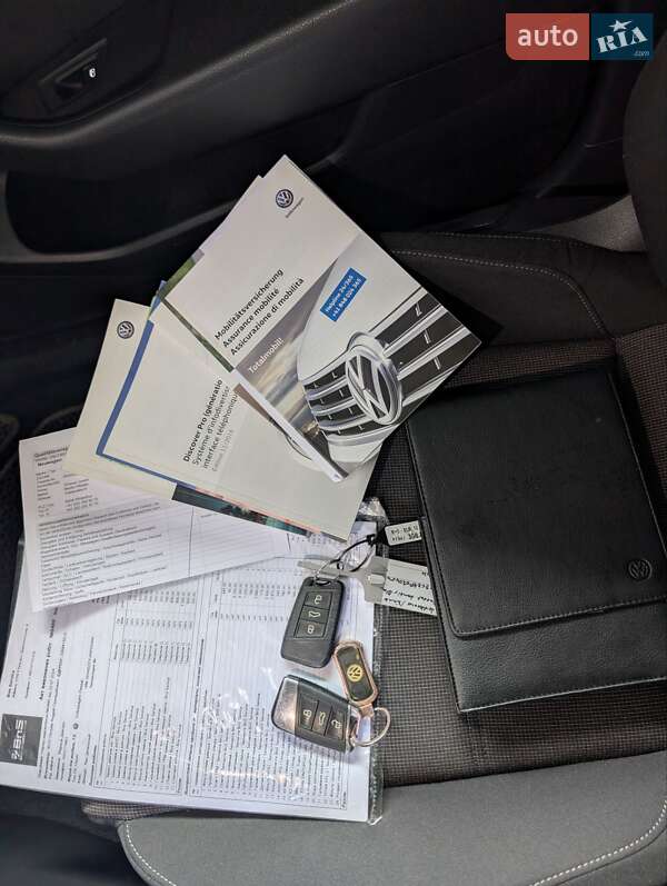 Універсал Volkswagen Passat 2017 в Бучі