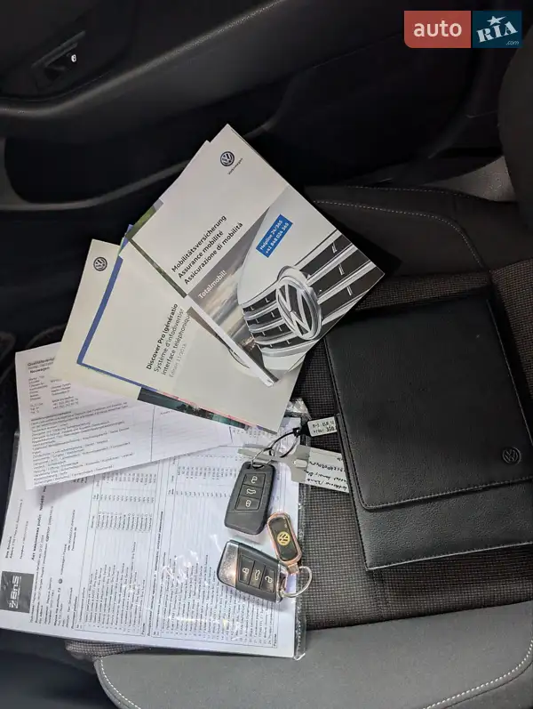 Універсал Volkswagen Passat 2017 в Бучі документ