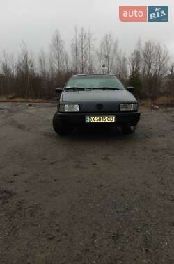 Седан Volkswagen Passat 1991 в Шепетовке