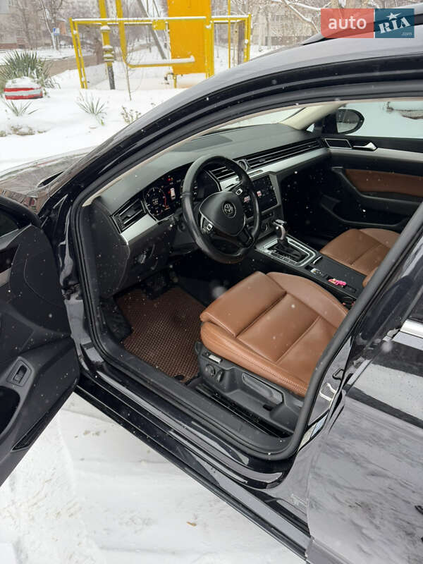 Универсал Volkswagen Passat 2017 в Черкассах