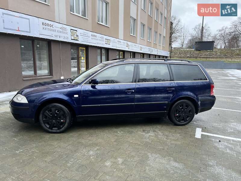 Универсал Volkswagen Passat 2003 в Горохове